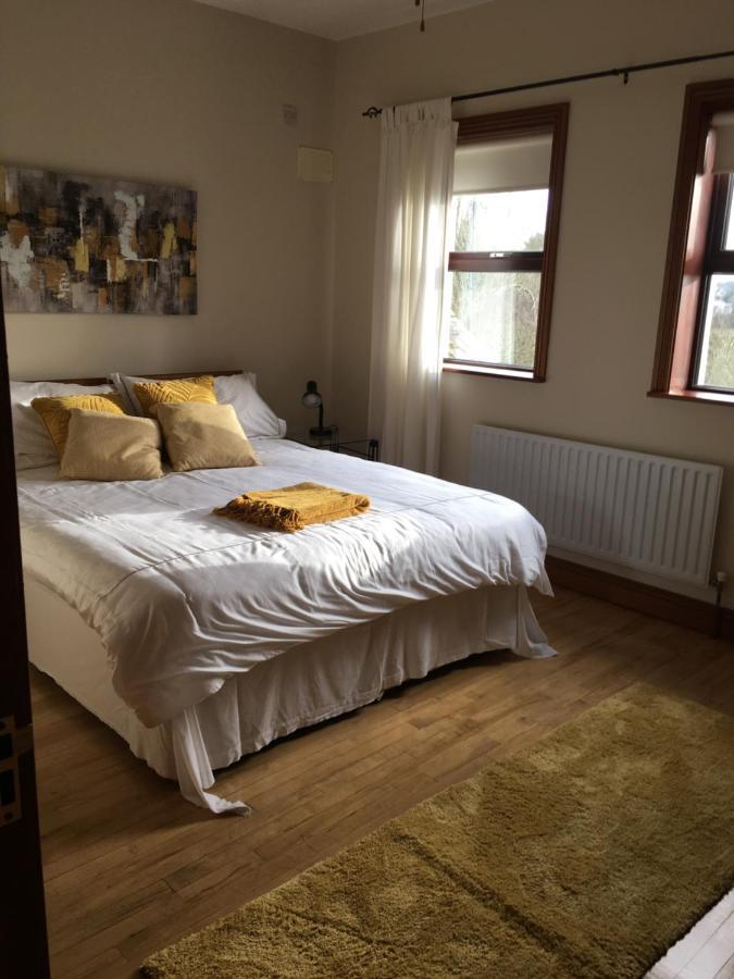 Strokestown Townhouse Apartments Luaran gambar
